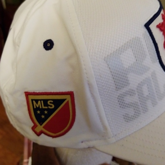 Cap - Picture 3 of 8